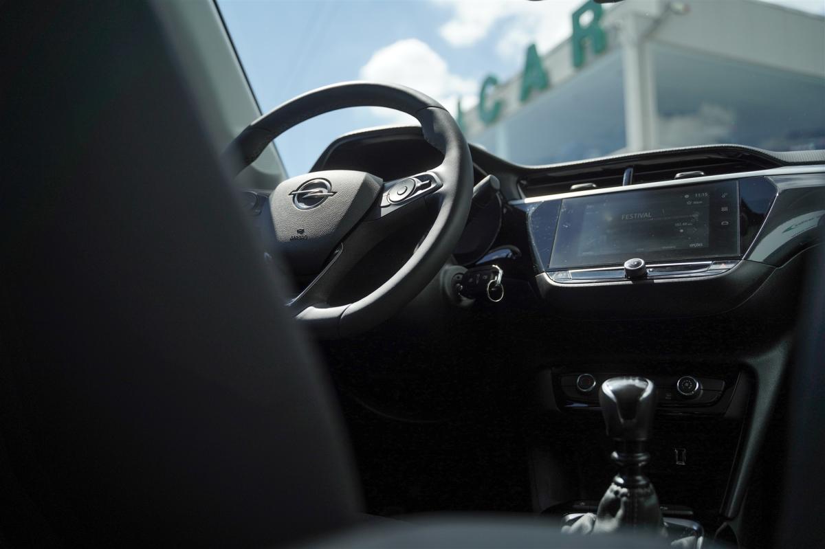 opel-corsa-2023-gasolina-1199cc