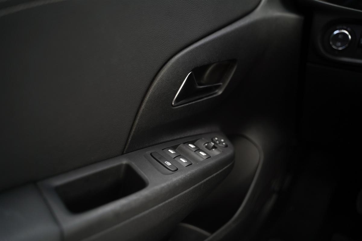 opel-corsa-2023-gasolina-1199cc