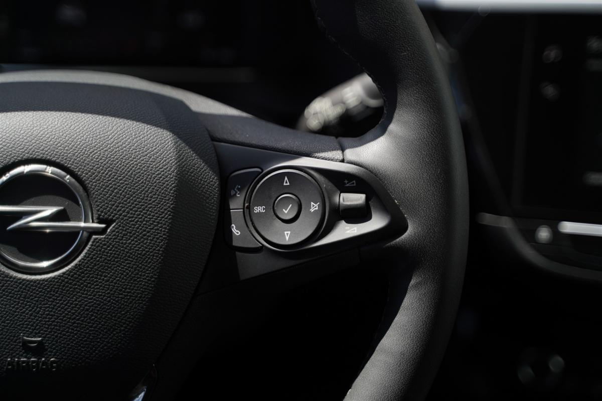 opel-corsa-2023-gasolina-1199cc
