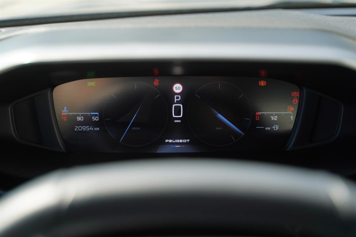 peugeot-308-sw-2024-gasolina-1199cc