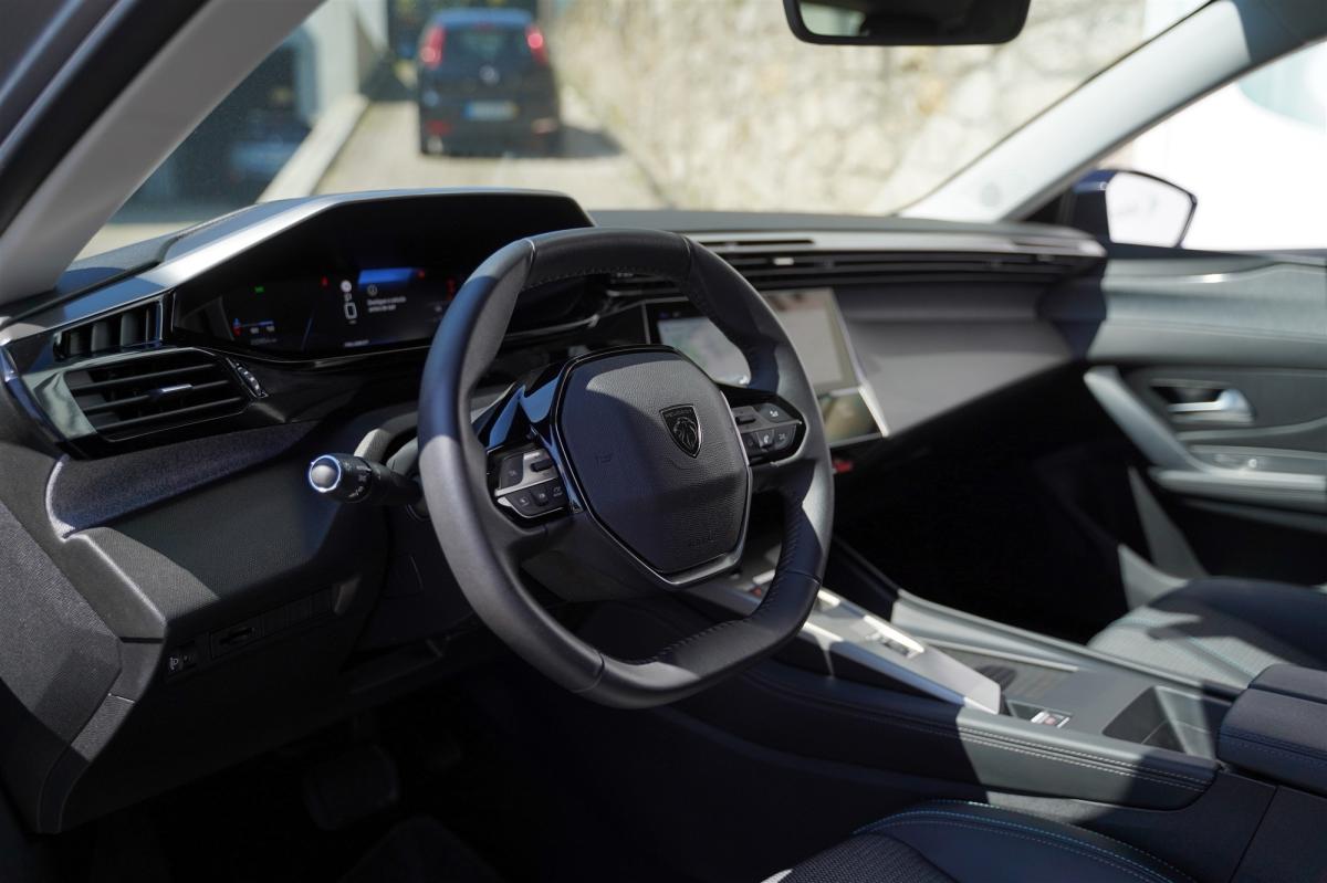 peugeot-308-sw-2024-gasolina-1199cc