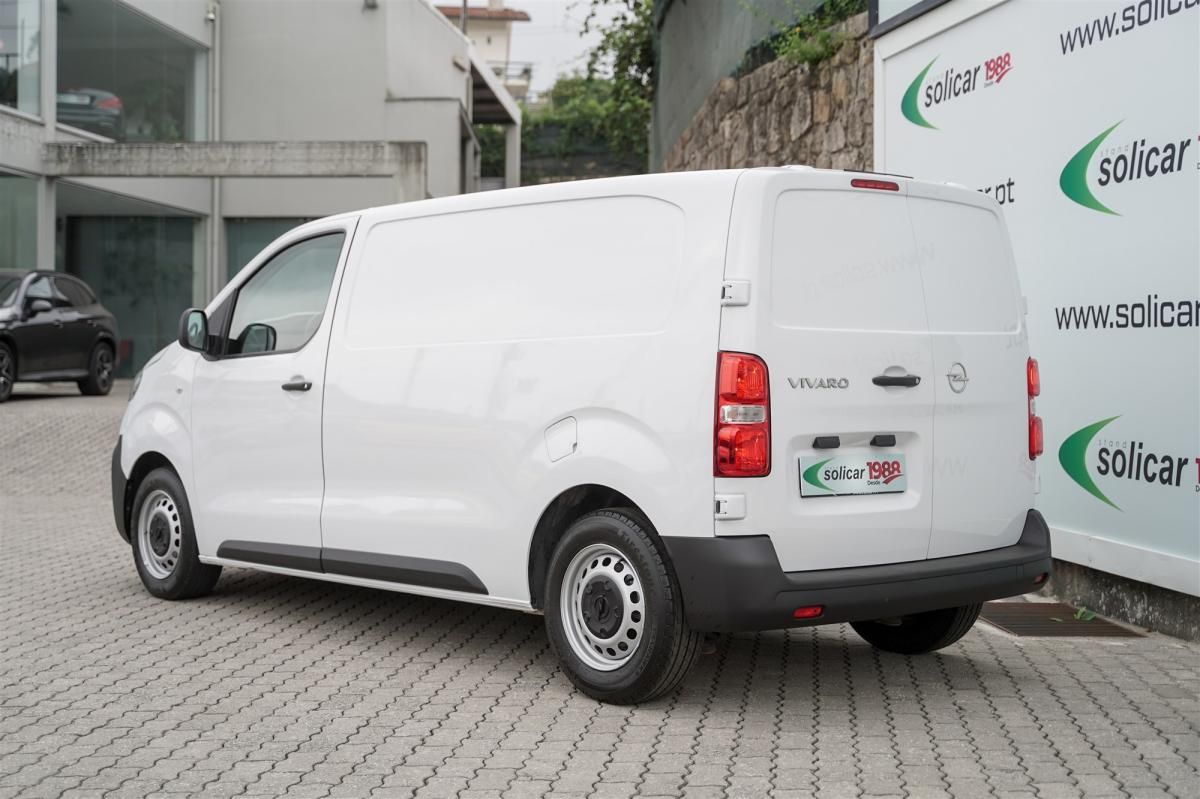 opel-vivaro-2022-diesel-1499cc