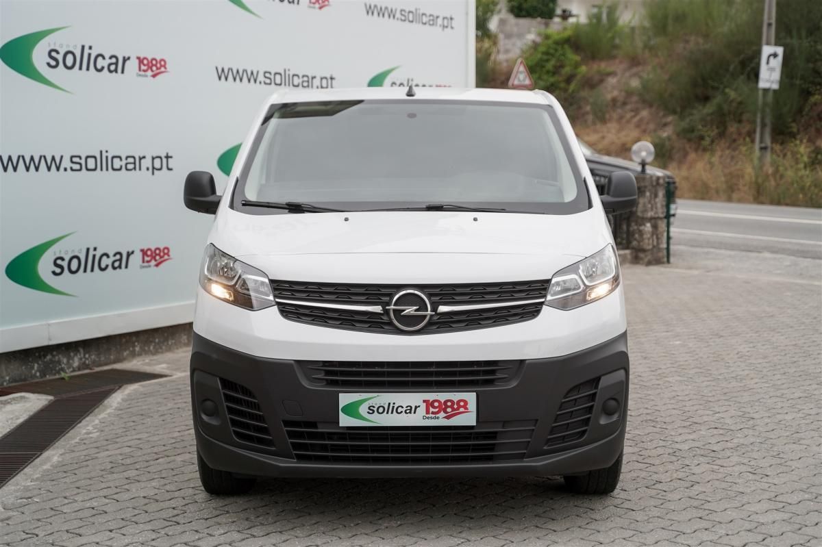 opel-vivaro-2022-diesel-1499cc