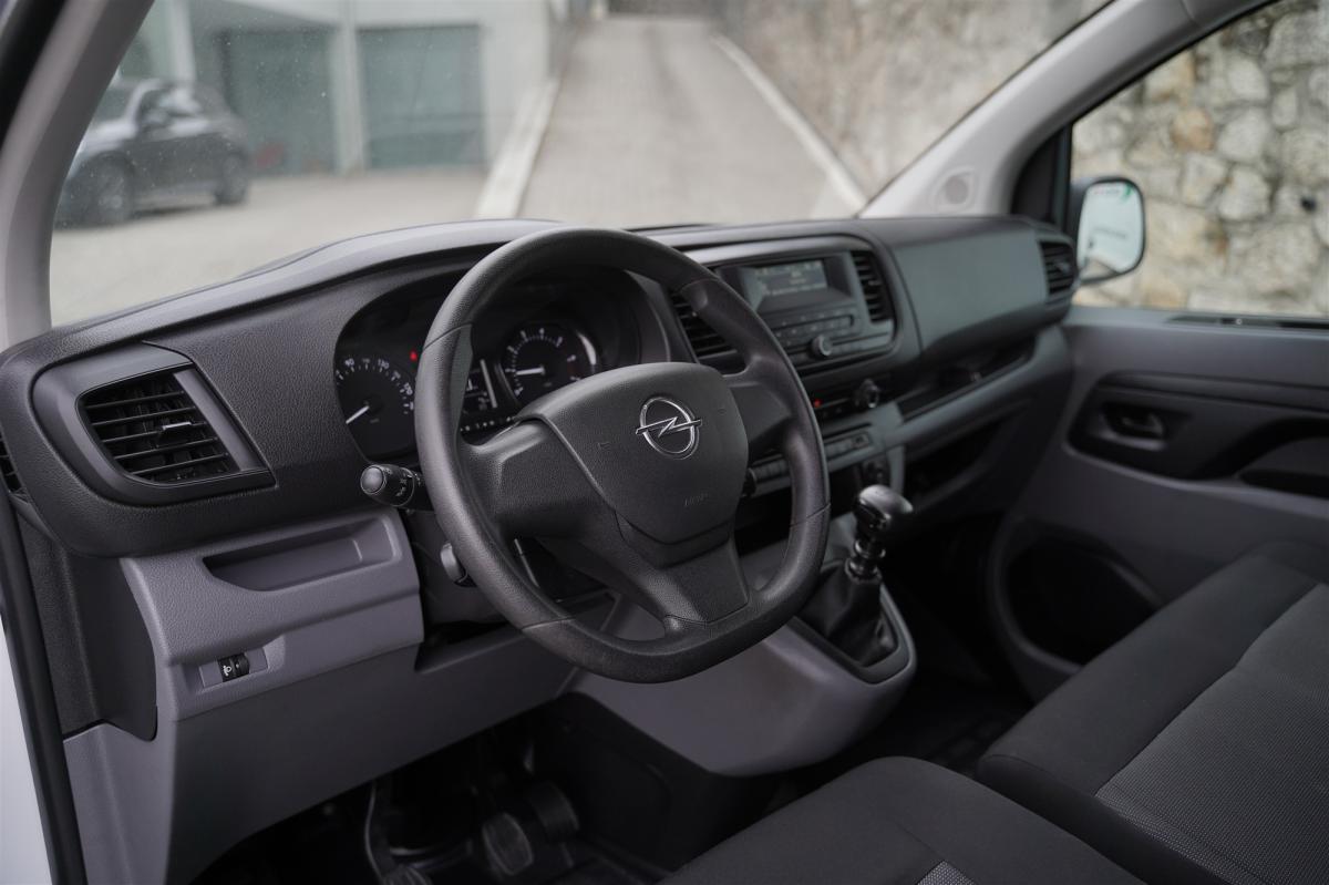 opel-vivaro-2022-diesel-1499cc