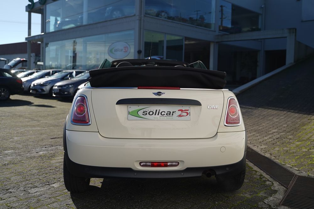 mini-cabrio-2011-gasolina-1598cc