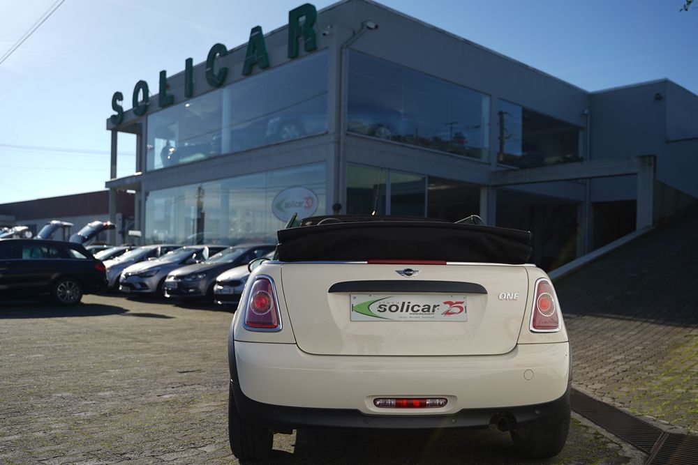 mini-cabrio-2011-gasolina-1598cc