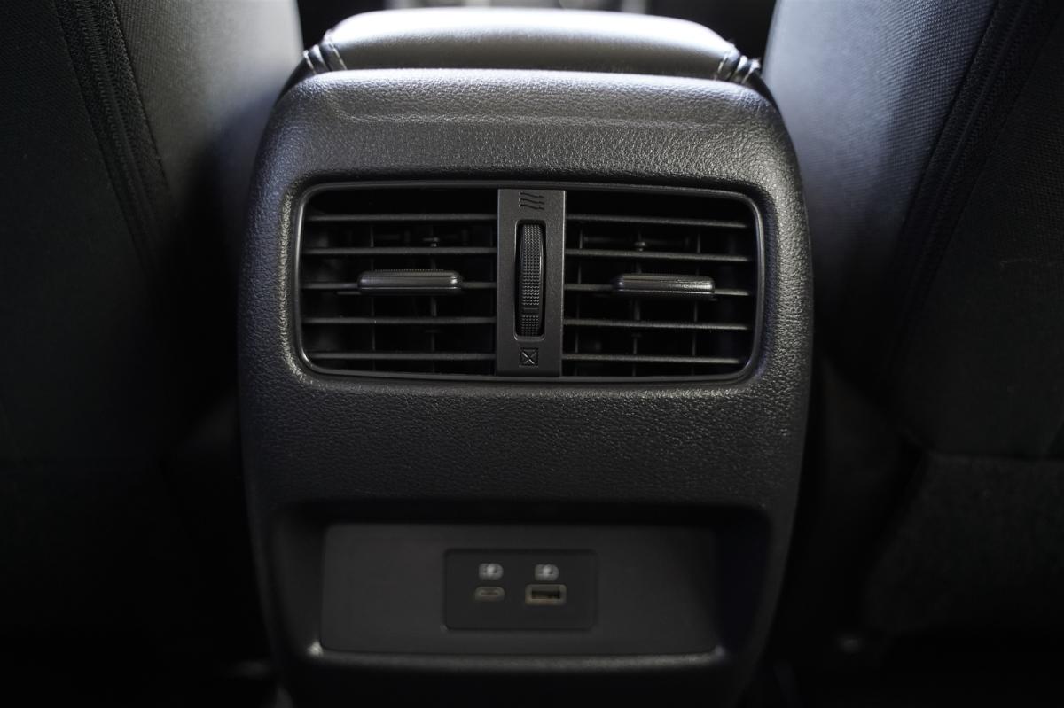 nissan-qashqai-2024-hibrido-a-gasolina-1497cc