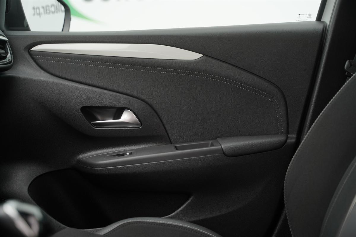 opel-corsa-2025-gasolina-1199cc