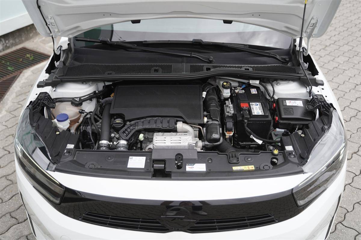 opel-corsa-2025-gasolina-1199cc