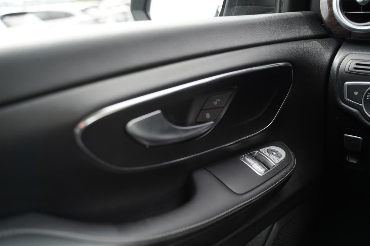 mercedes-benz-classe-v-2017-diesel-2143cc