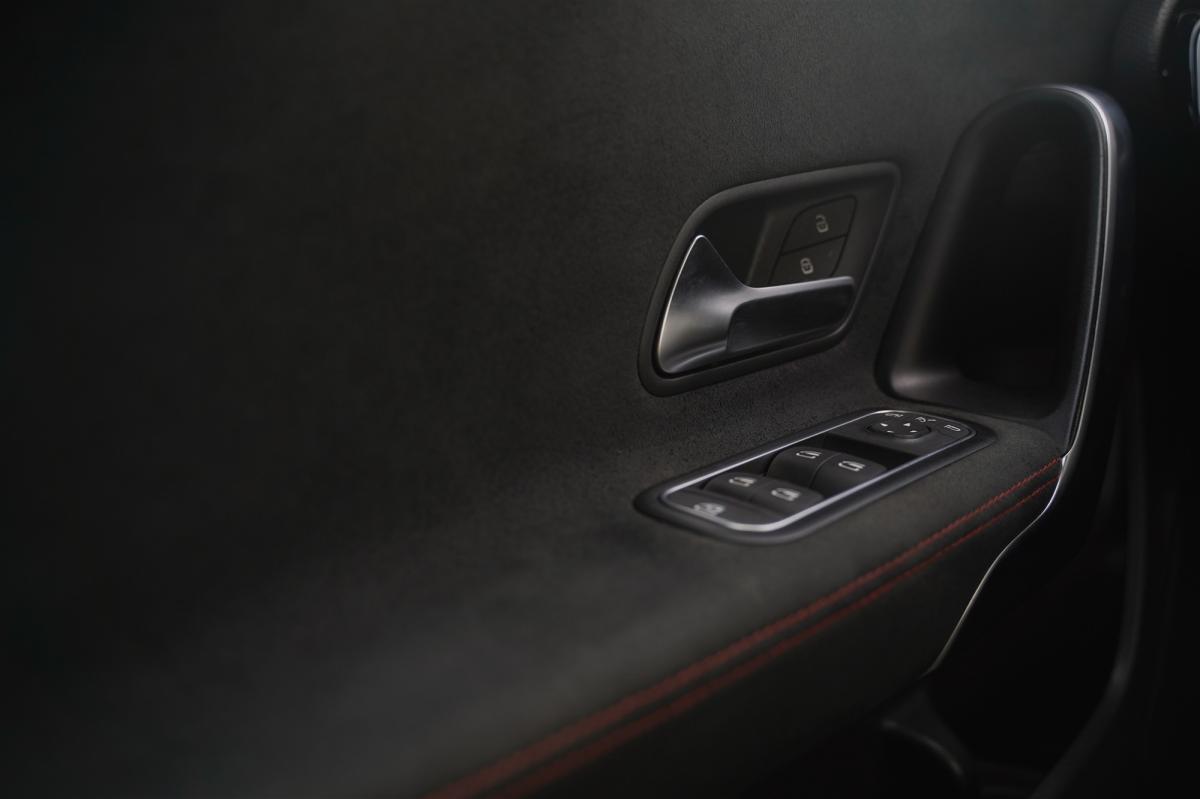 mercedes-benz-classe-a-2023-gasolina-1332cc