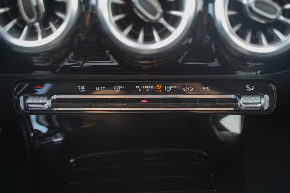 mercedes-benz-classe-a-2023-gasolina-1332cc