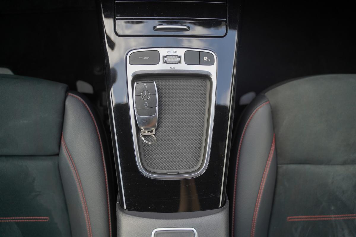 mercedes-benz-classe-a-2023-gasolina-1332cc