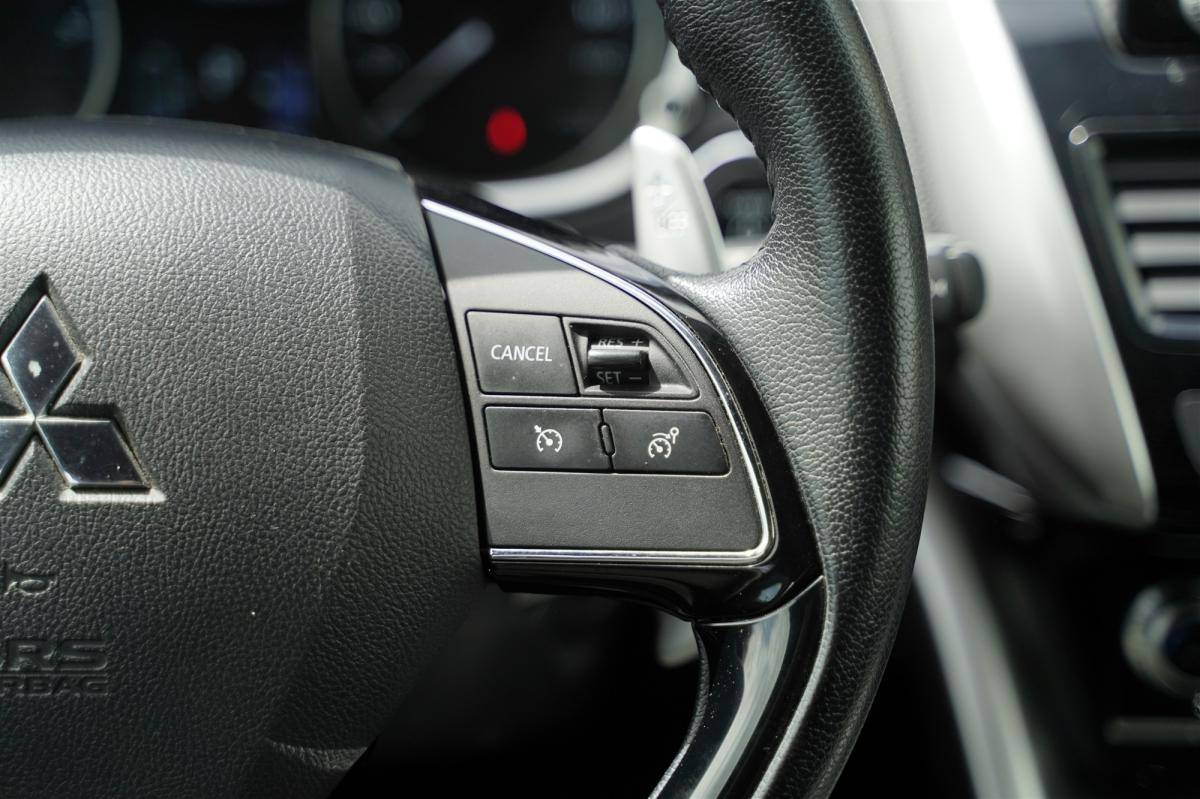 mitsubishi-eclipse-cross-2022-hibrido-a-gasolina-2360cc