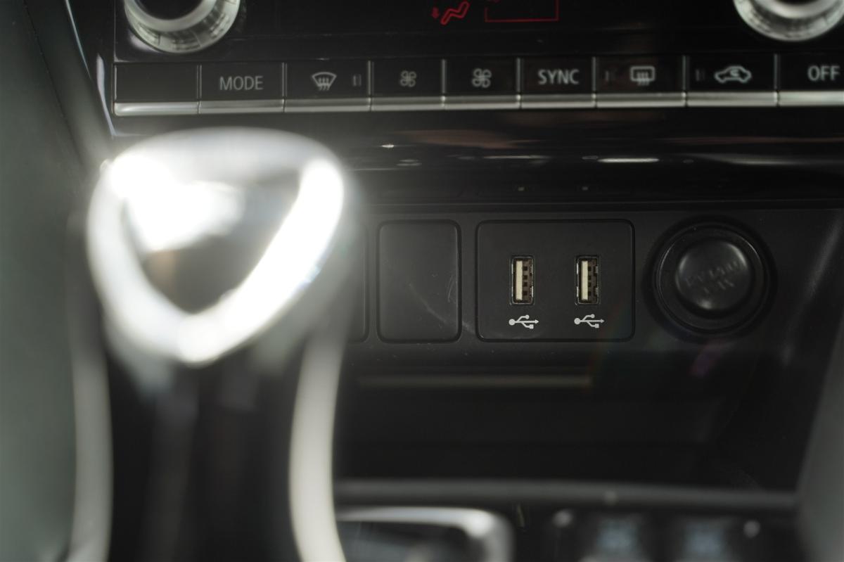 mitsubishi-eclipse-cross-2022-hibrido-a-gasolina-2360cc