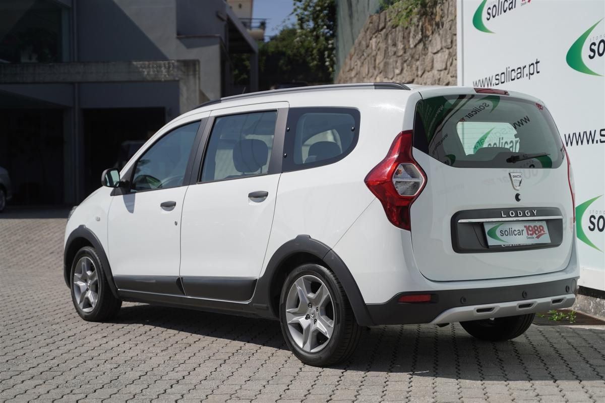 dacia-lodgy-2022-diesel-1461cc