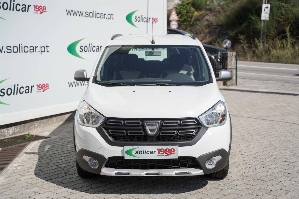 dacia-lodgy-2022-diesel-1461cc