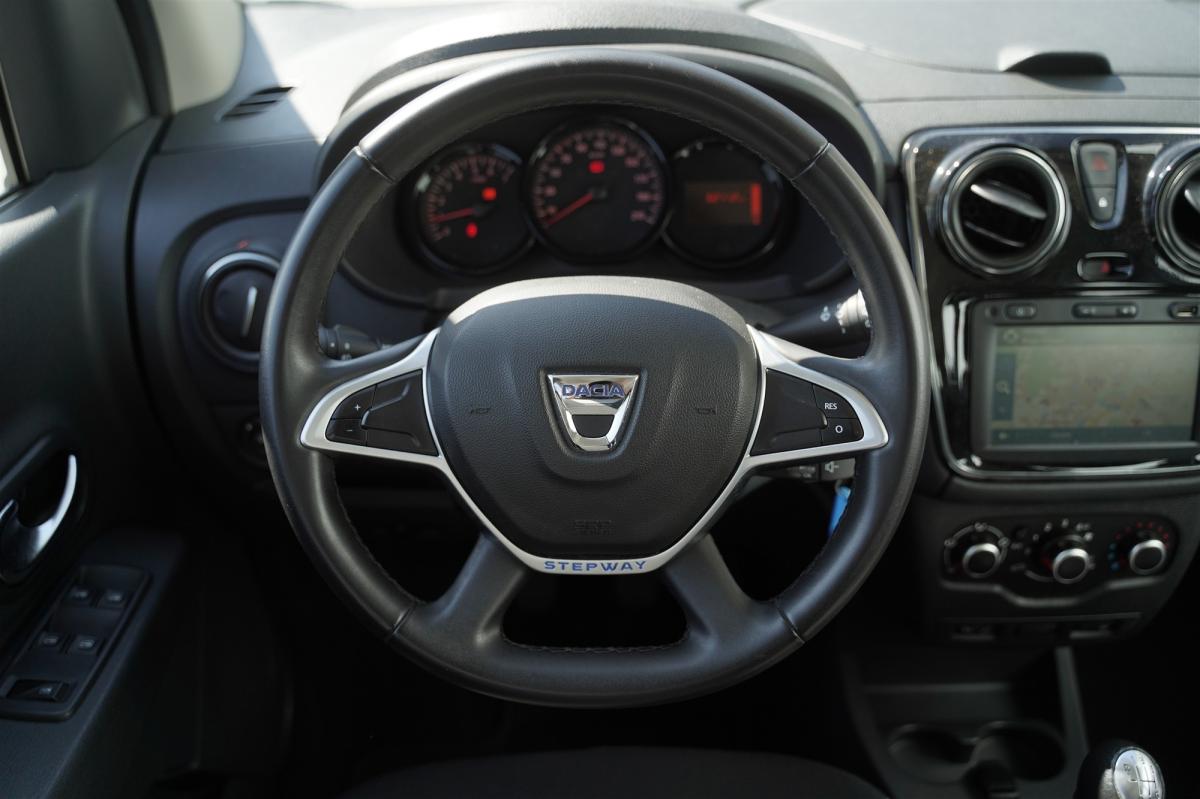 dacia-lodgy-2022-diesel-1461cc