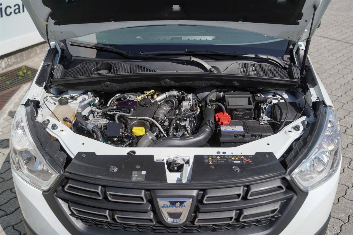 dacia-lodgy-2022-diesel-1461cc
