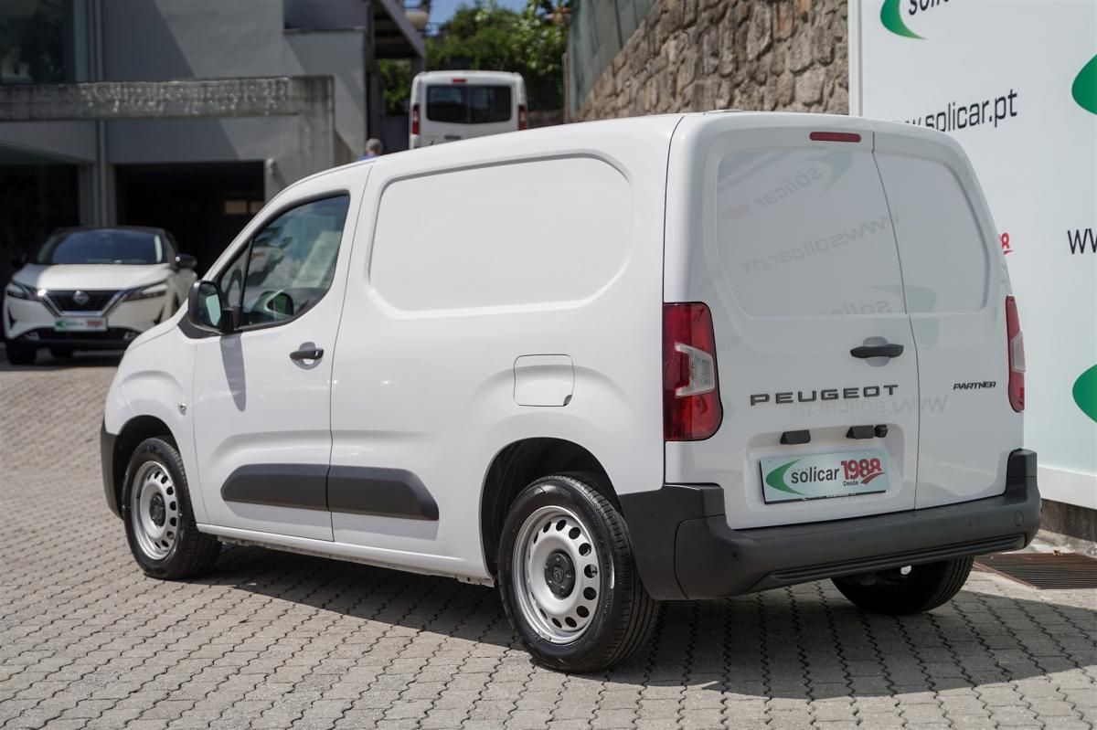 peugeot-partner-2024-diesel-1499cc