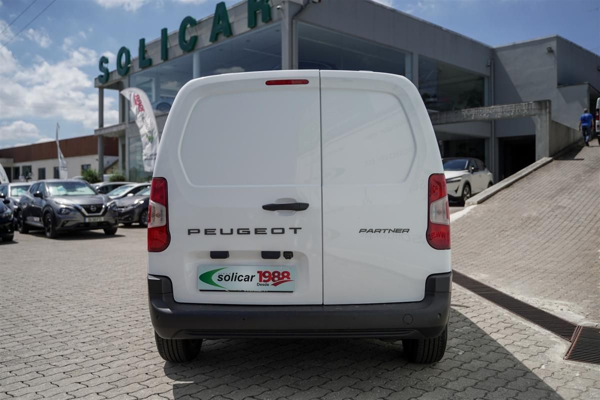 peugeot-partner-2024-diesel-1499cc