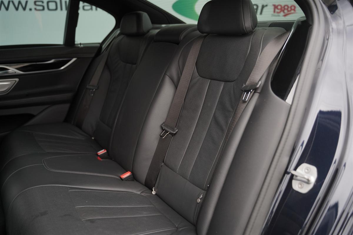 bmw-serie-7-2019-diesel-2993cc
