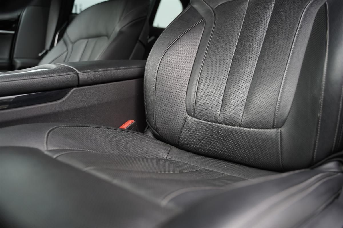 bmw-serie-7-2019-diesel-2993cc