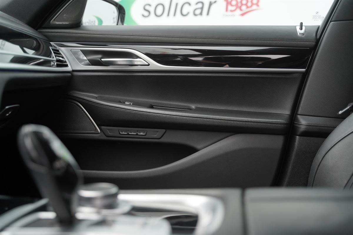 bmw-serie-7-2019-diesel-2993cc