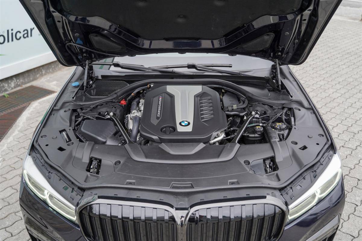 bmw-serie-7-2019-diesel-2993cc