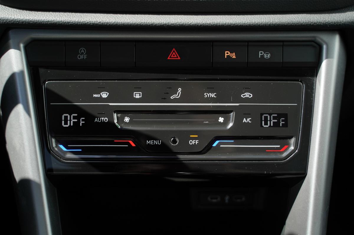 volkswagen-t-roc-2023-gasolina-999cc
