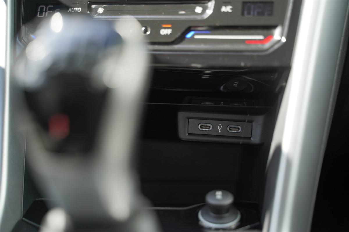 volkswagen-t-roc-2023-gasolina-999cc