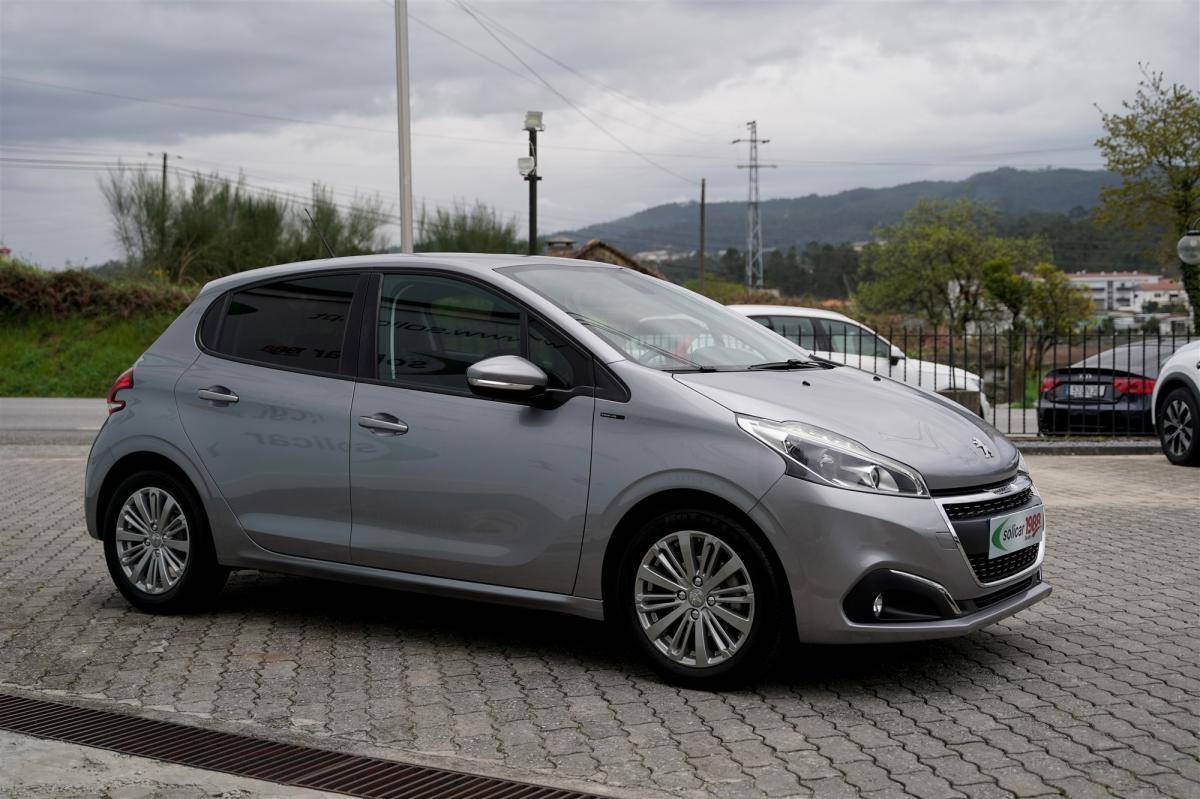 peugeot-208-2018-gasolina-1199cc