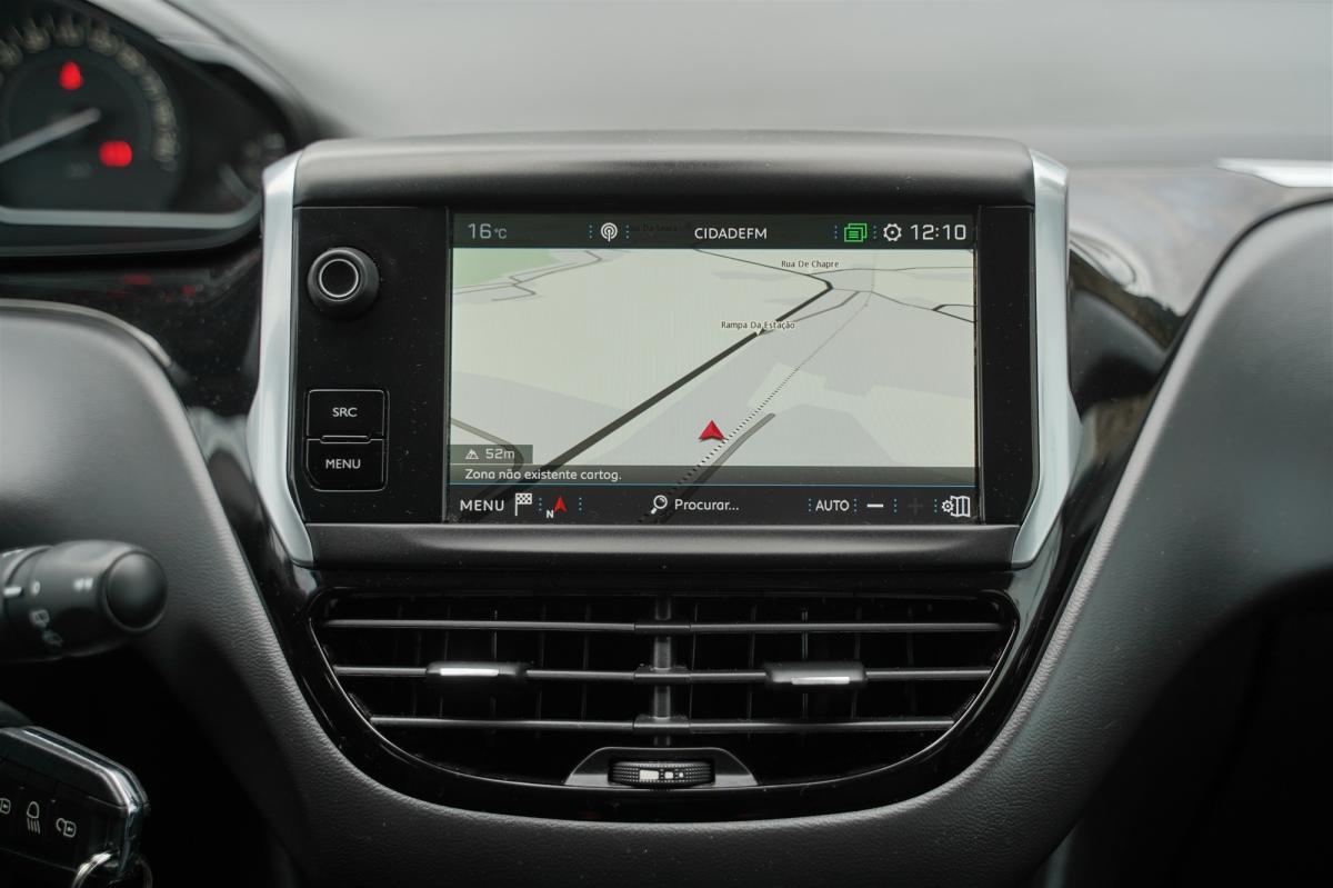 peugeot-208-2018-gasolina-1199cc