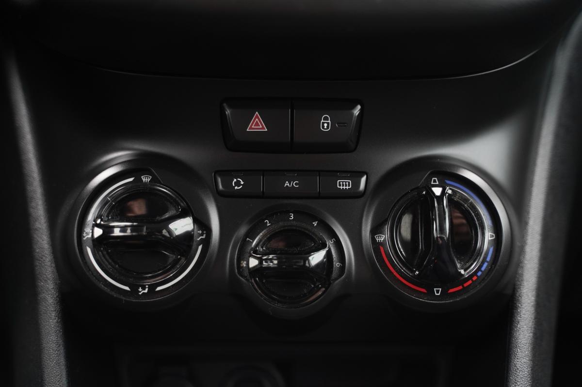 peugeot-208-2018-gasolina-1199cc