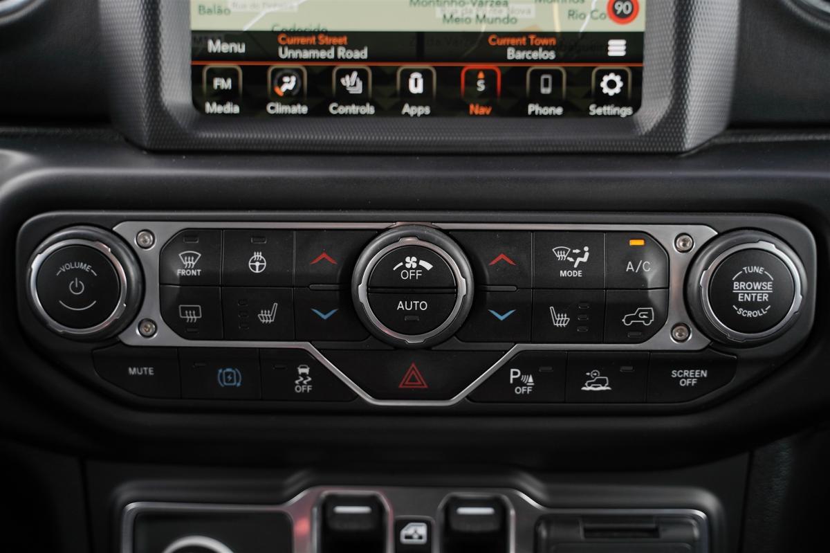 jeep-wrangler-2021-hibrido-a-gasolina-1995cc