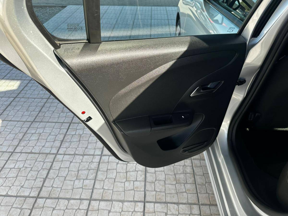 opel-corsa-2023-gasolina-1199cc