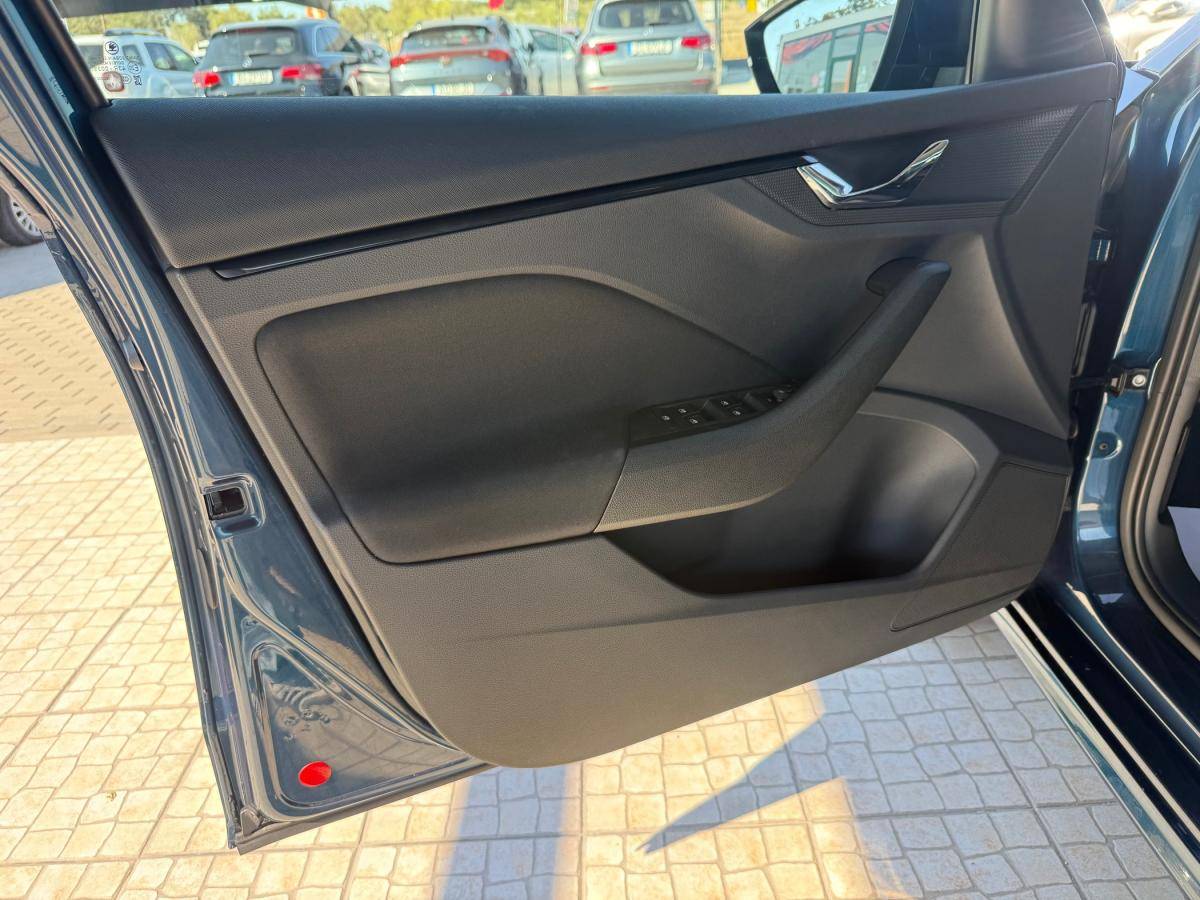 skoda-kamiq-2021-gasolina-999cc