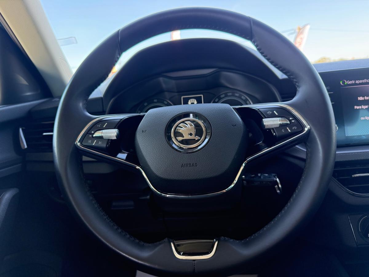 skoda-kamiq-2021-gasolina-999cc