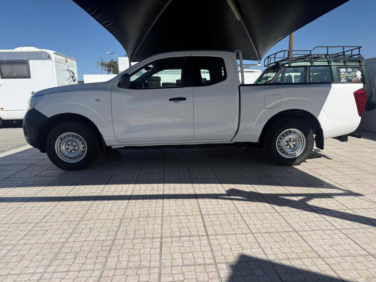 nissan-navara-2017-diesel-2298cc
