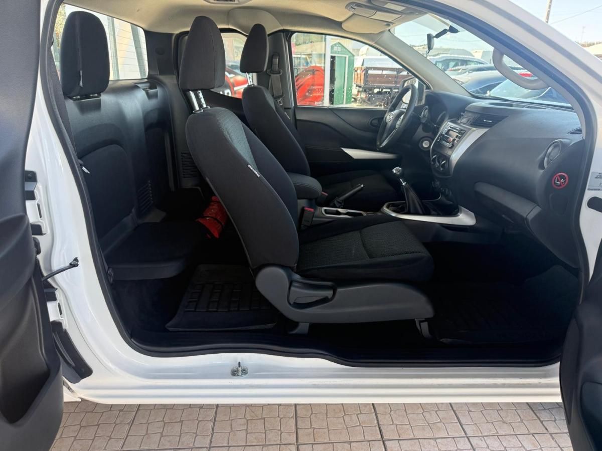 nissan-navara-2017-diesel-2298cc