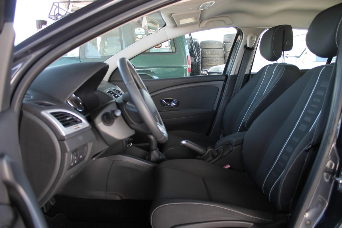 renault-megane-sport-tourer-2012-diesel-1461cc