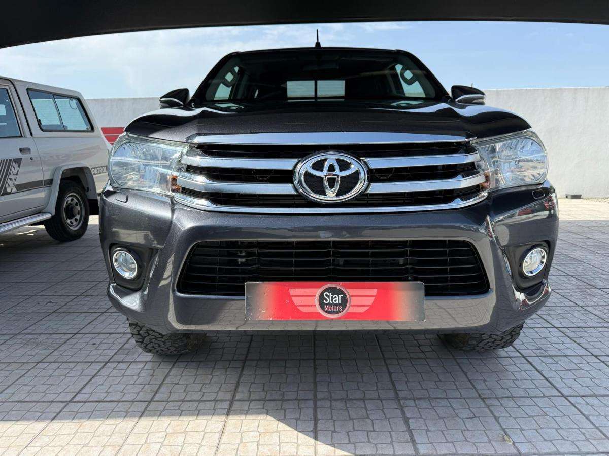 toyota-hilux-2018-diesel-2393cc