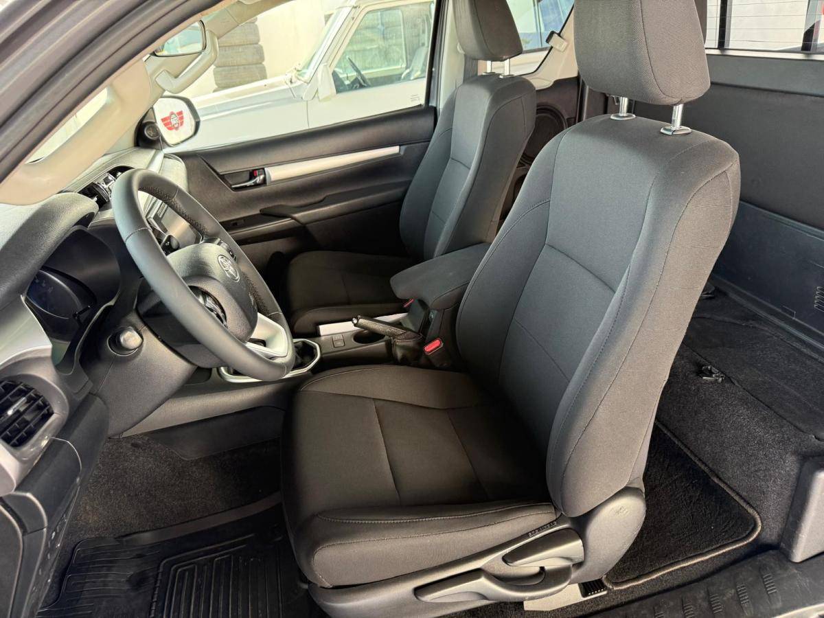 toyota-hilux-2018-diesel-2393cc