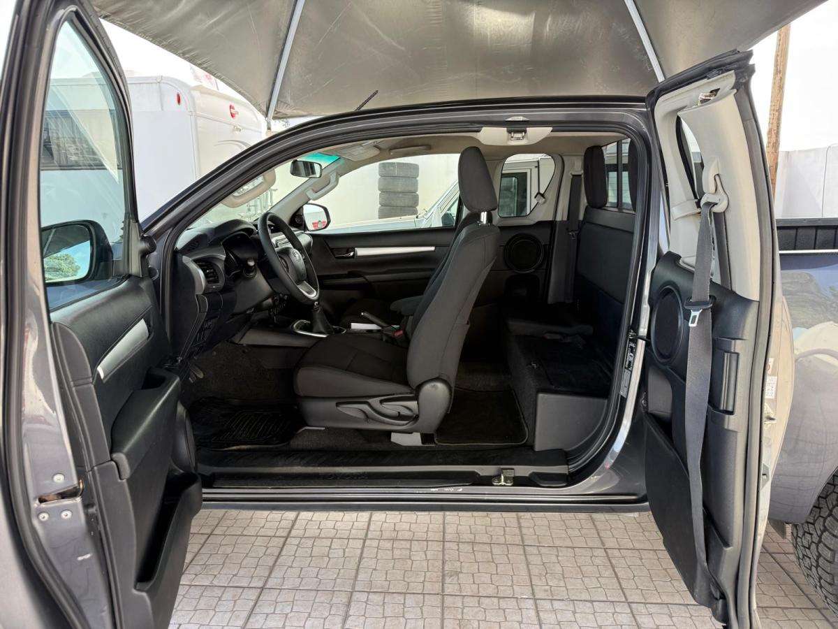 toyota-hilux-2018-diesel-2393cc