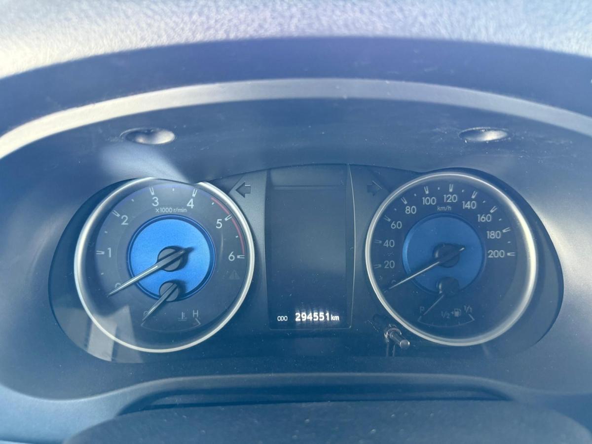toyota-hilux-2018-diesel-2393cc