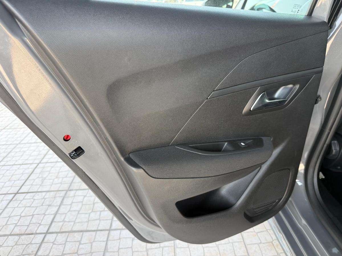 peugeot-208-2024-gasolina-1199cc