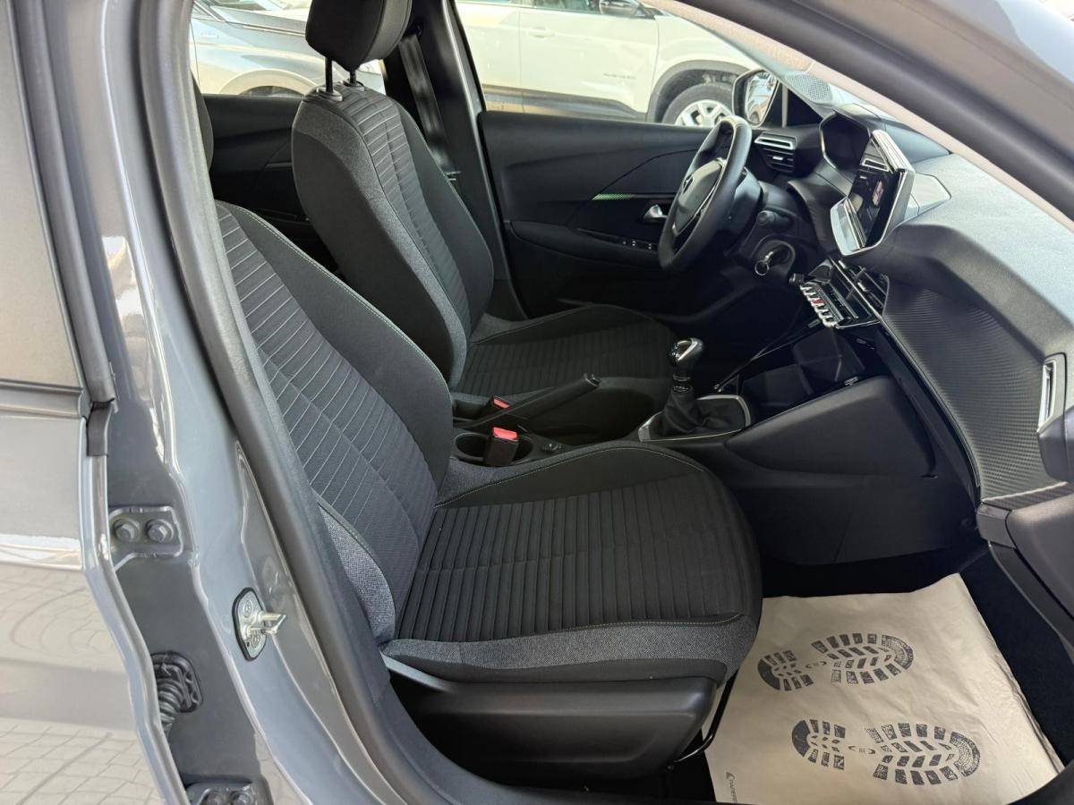 peugeot-208-2024-gasolina-1199cc