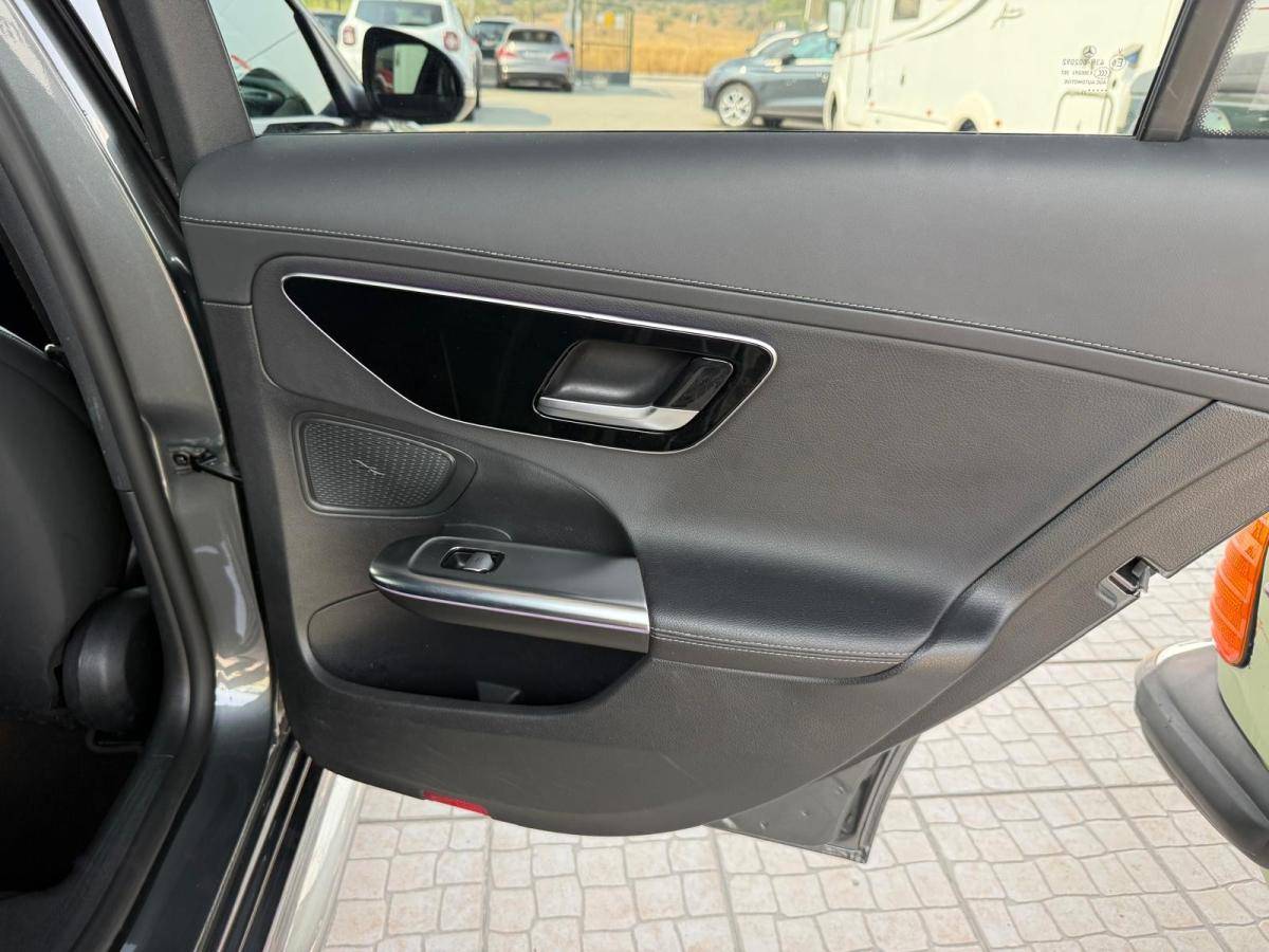 mercedes-benz-classe-c-2023-hibrido-a-gasolina-1999cc