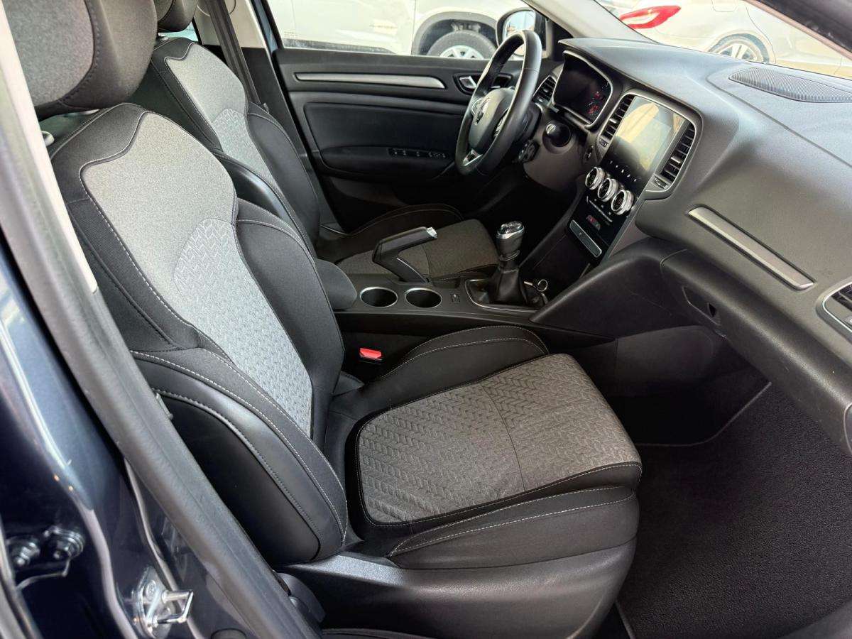 renault-megane-sport-tourer-2022-diesel-1461cc