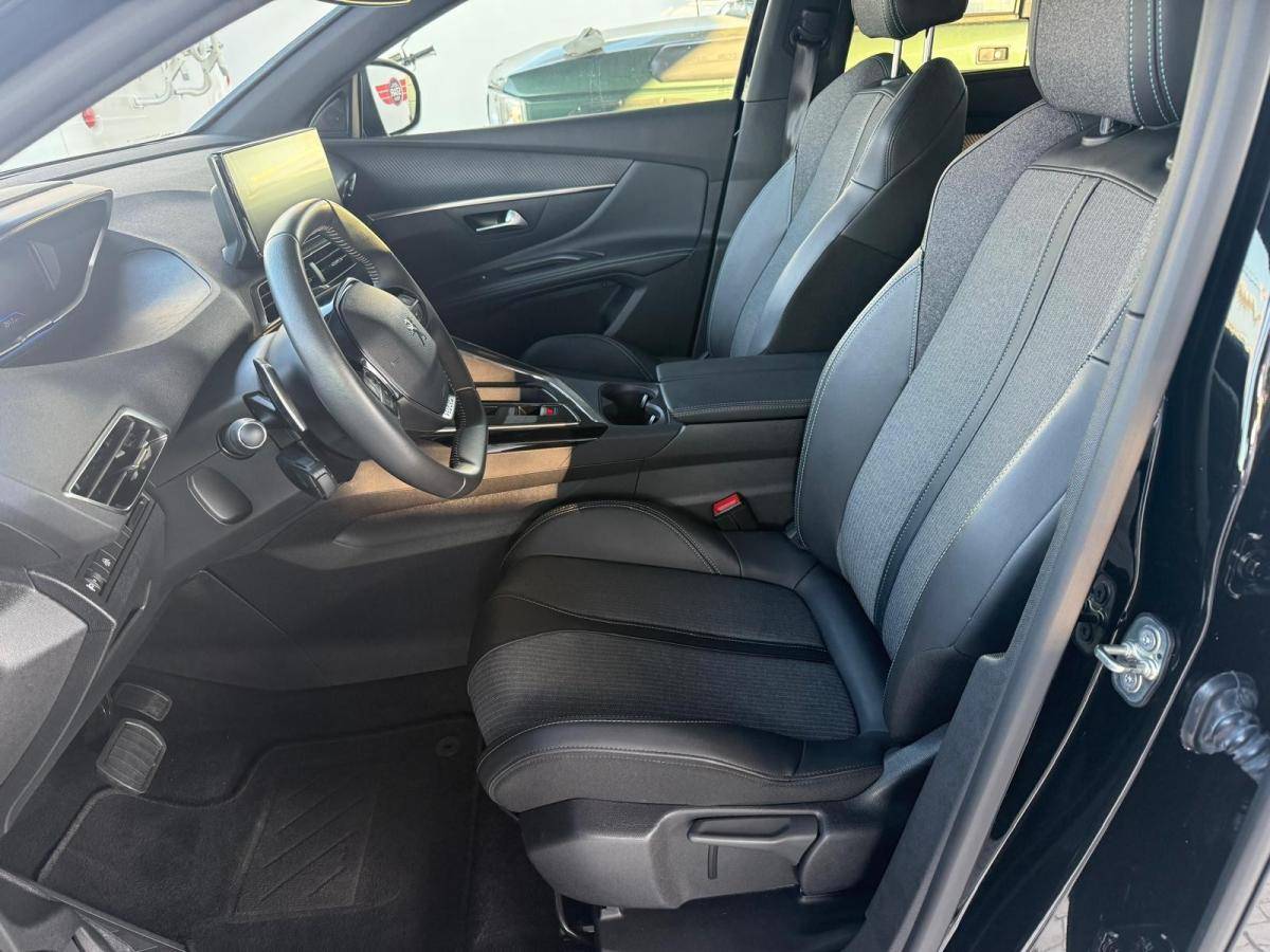 peugeot-5008-2024-gasolina-1199cc